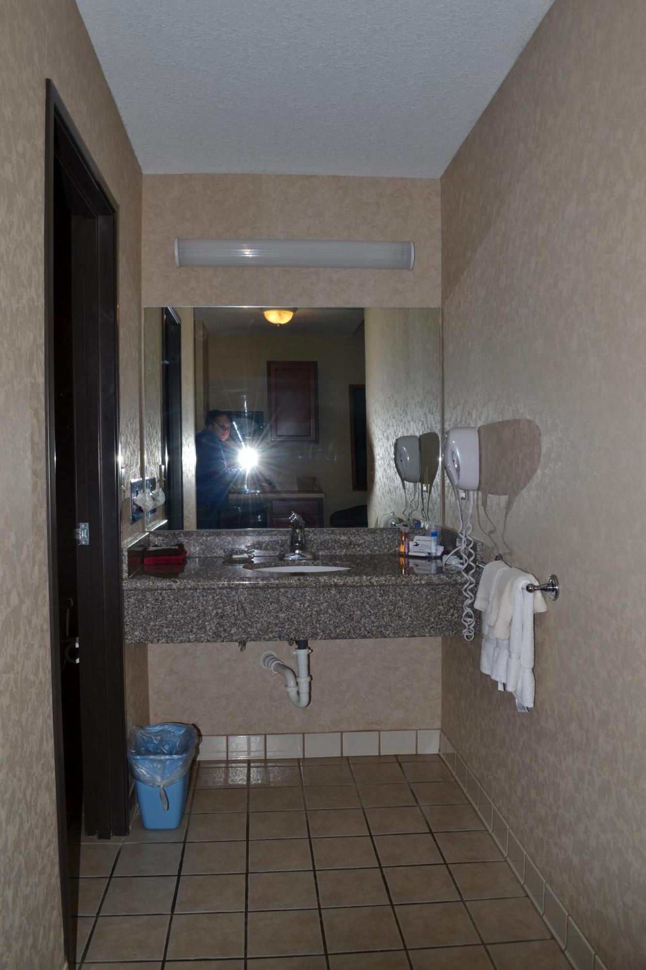 Paola Inn&Suites Esterno foto