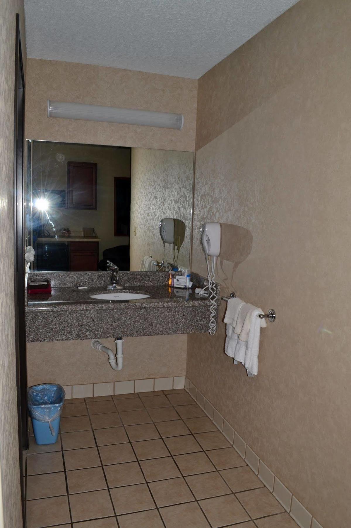 Paola Inn&Suites Esterno foto