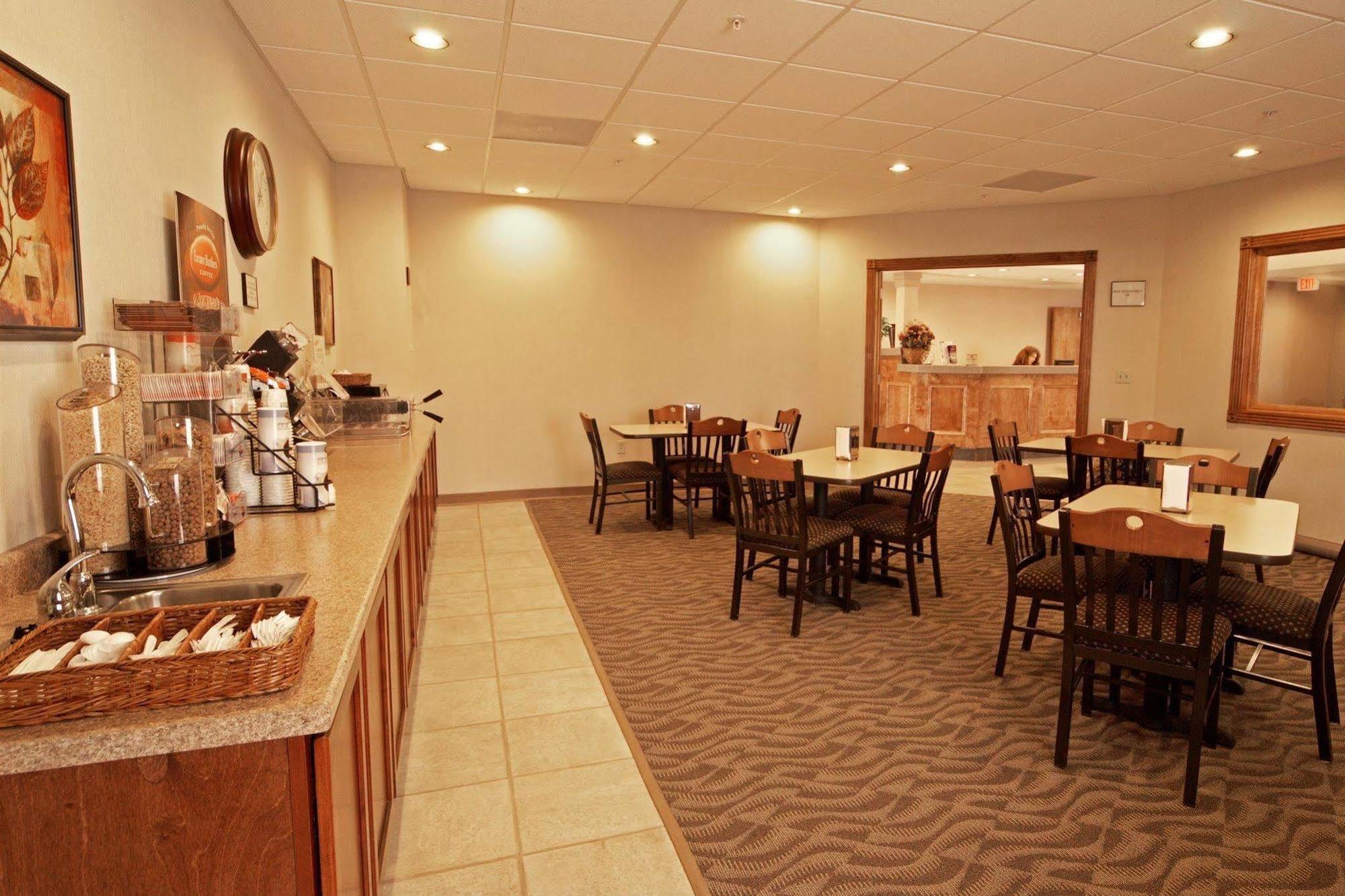 Paola Inn&Suites Esterno foto